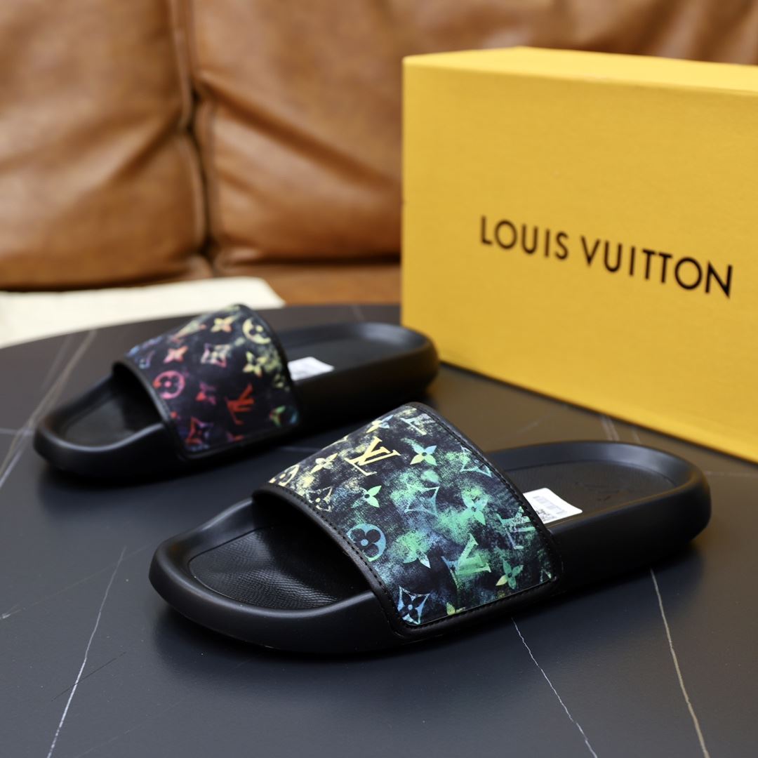 Louis Vuitton Slippers